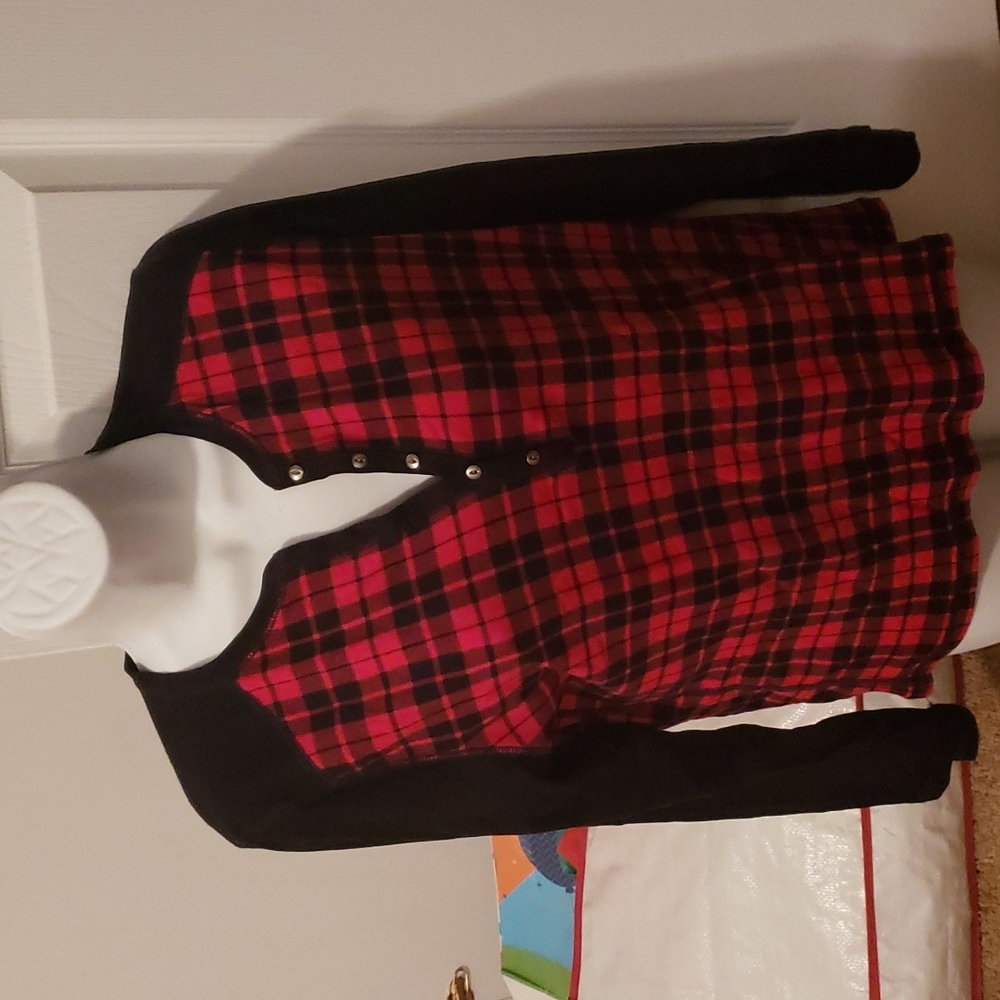 Chaps long sleeve red and black plaid blouse. Size Petite L. EUC